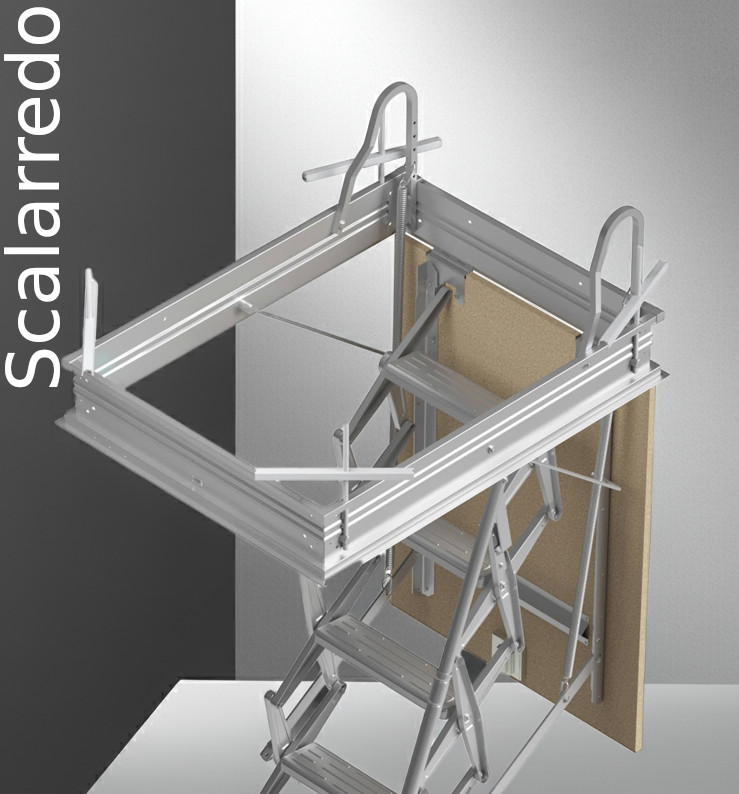Scala per soffitta retrattile a pantografo